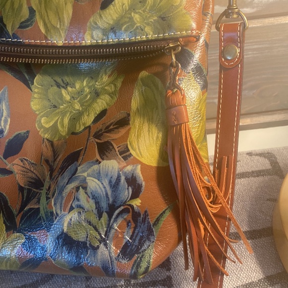 Gorgeous ladies Patricia Nash bag - Picture 6 of 6